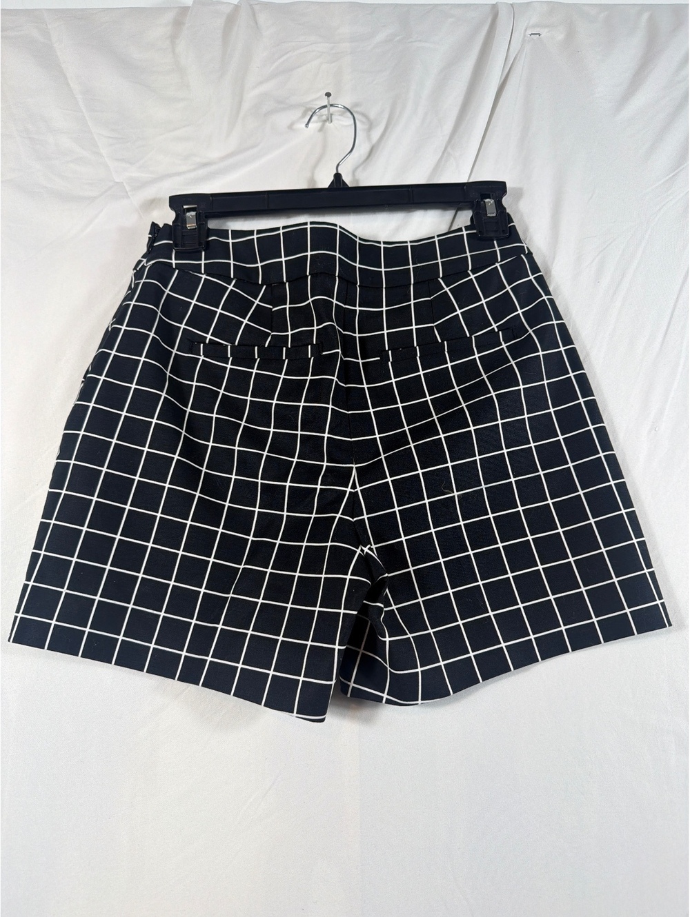 White House Black Market Black and White Windowpane Check Shorts Size 0 - Picture 3 of 5
